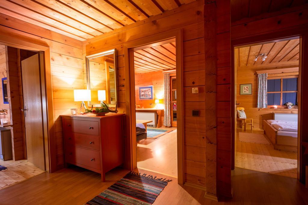 Chalets Ebner Eben Im Pongau Quarto foto