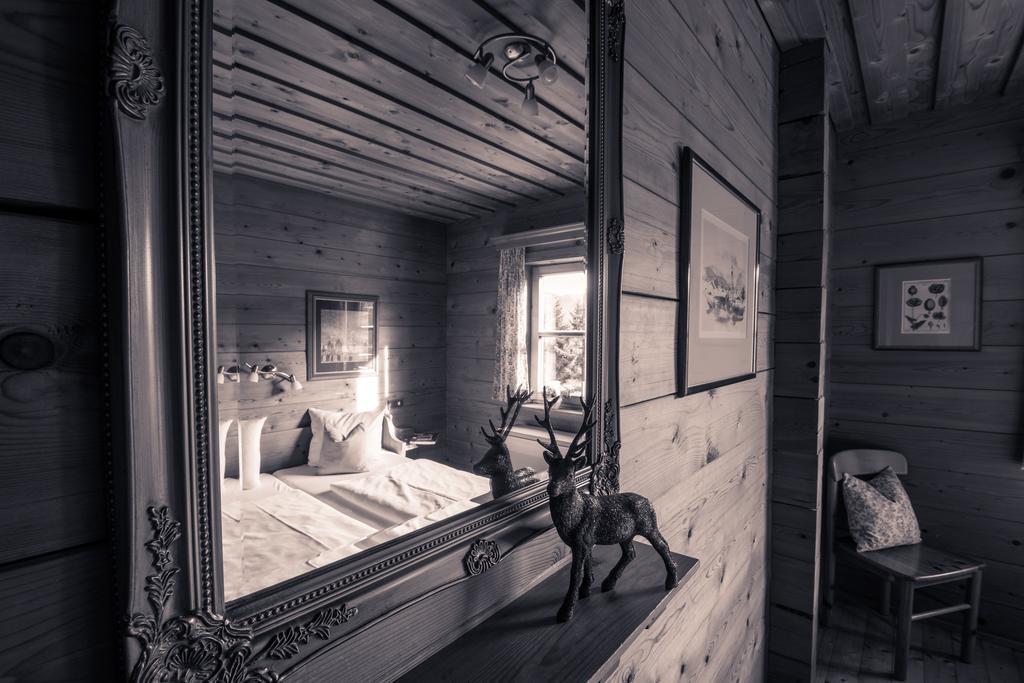 Chalets Ebner Eben Im Pongau Quarto foto